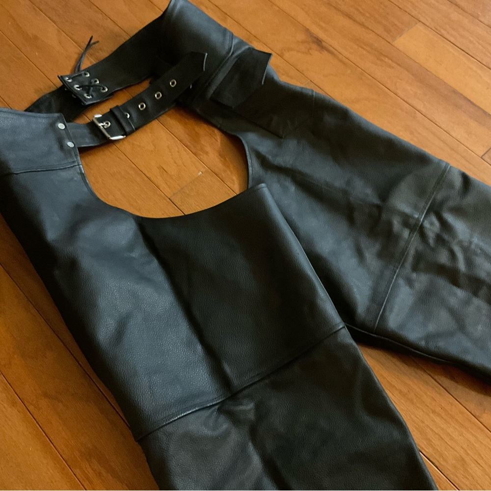 🏍 Zony Quality Black Genuine Leather Chaps!